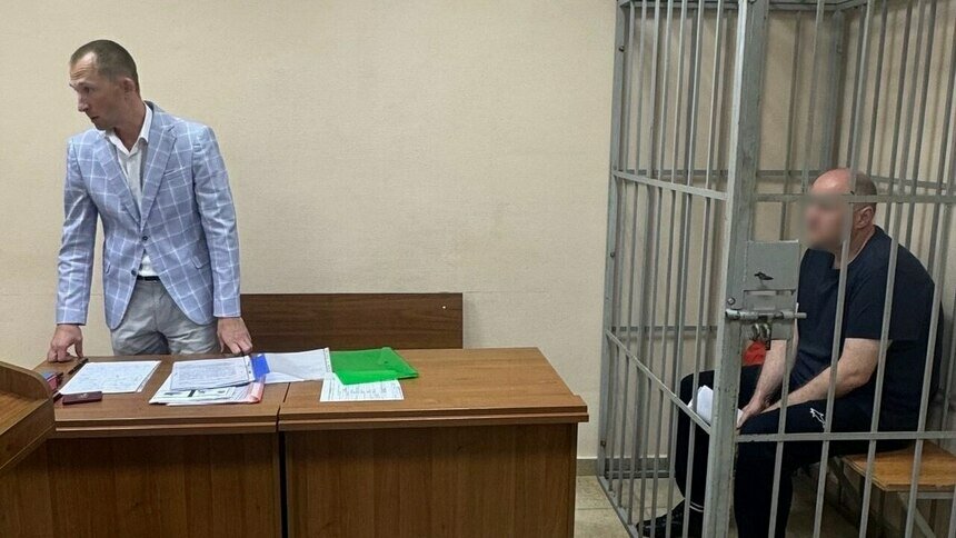 Директору избрана мера пресечения в виде домашнего ареста до 14 октября 2025 года | Фото: пресс-служба Калининградского областного суда