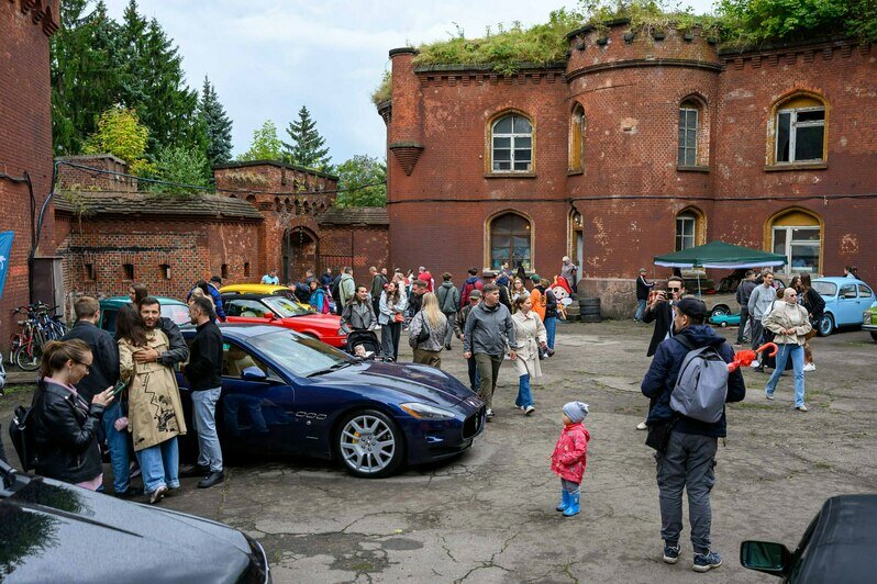 В Калининграде Астрономический бастион впервые принял автофест (фото) | Фото: Александр Мелехов