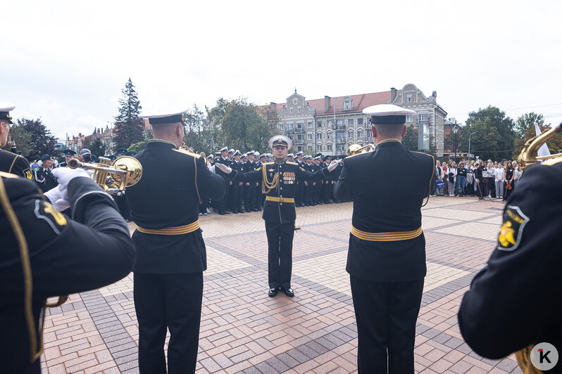 В центре Калининграда прошла акция памяти жертв Беслана (фоторепортаж) - Новости Калининграда | Фото: Александр Подгорчук / «Клопс»