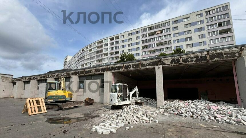 Дятлова пока не знает, будут ли переименовывать остановку «Универсам Московский» после закрытия магазина - Новости Калининграда | Фото: архив «Клопс»