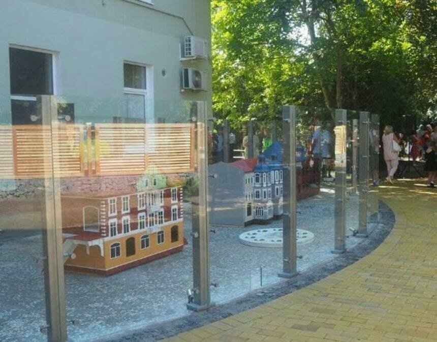 Кошки стали визитной карточкой курортного города | Фото: Информационно-туристический центр Зеленоградска