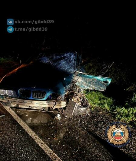 BMW «в кашу», а у песковоза только бампер помялся: на Советском проспекте 18-летняя девушка выскочила на «встречку» (фото) - Новости Калининграда | Фото: Госавтоинспекция Калининградской области