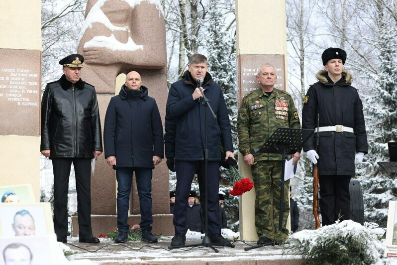 В Калининграде прошёл митинг, посвящённый 36-летию вывода советских войск из Афганистана   - Новости Калининграда | Фото: пресс-служба регионального парламента