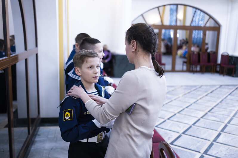 Малыши — отдельно, ребята постарше — отдельно: в Калининграде прошёл Сретенский бал (фото) - Новости Калининграда | Фото: Александр Подгорчук / «Клопс»