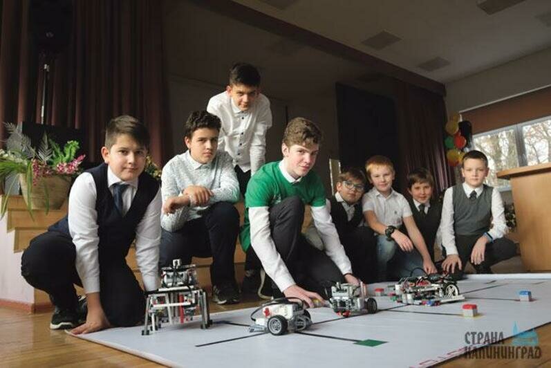 Лицей 23 отметил 70 летие