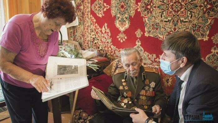 В 16 лет сам пошел на войну