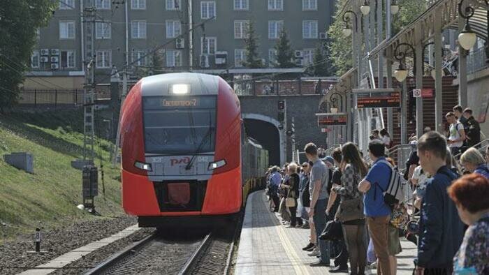 Пригородные поезда перешли  на осеннее расписание