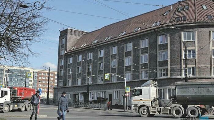 Депутаты приняли бюджет с небольшим дефицитом