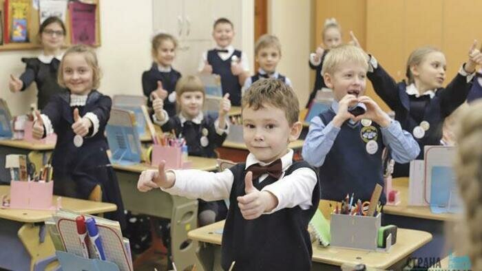 Школьников стало больше, но учителей хватает