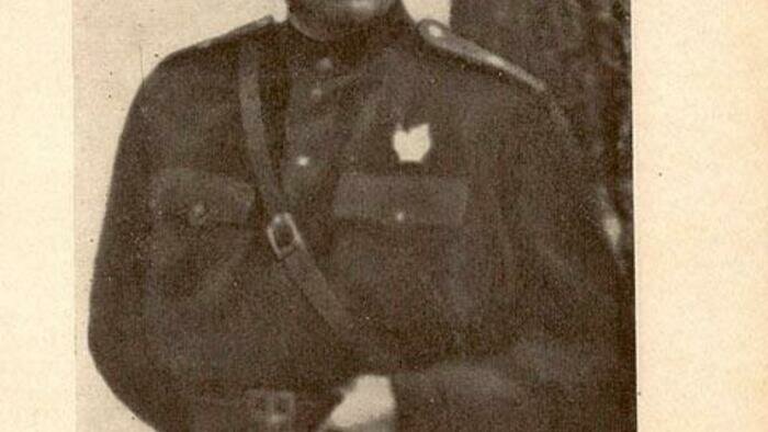 О подвигах дяди  племянник узнал из книги