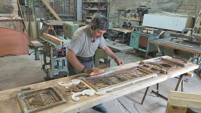 Калининградцы спасают двери 