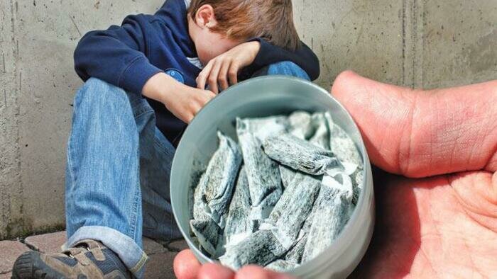 Депутаты облдумы запретили  опасные конфеты