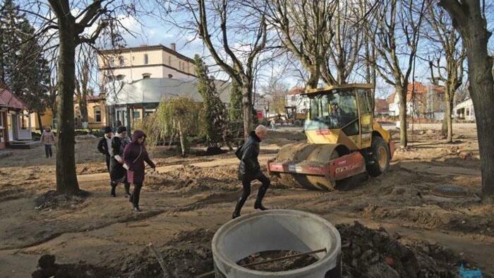 С электрички на стройку 