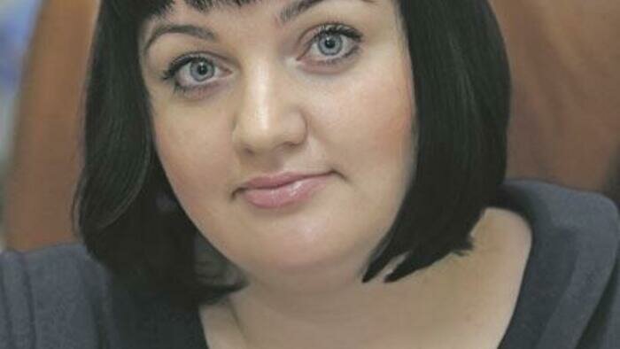 Сильный министр ушла  от губернатора к мэру