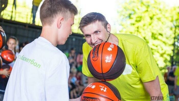 Чемпионы и события