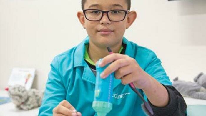 Дети поиграли  в аэропорт и больницу