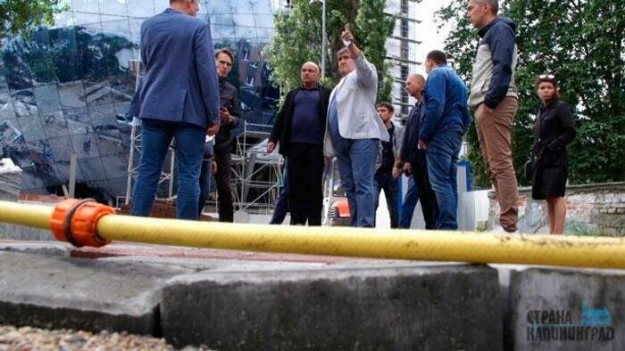 Благоустройство 12 дворов Калининграда закончат к ноябрю