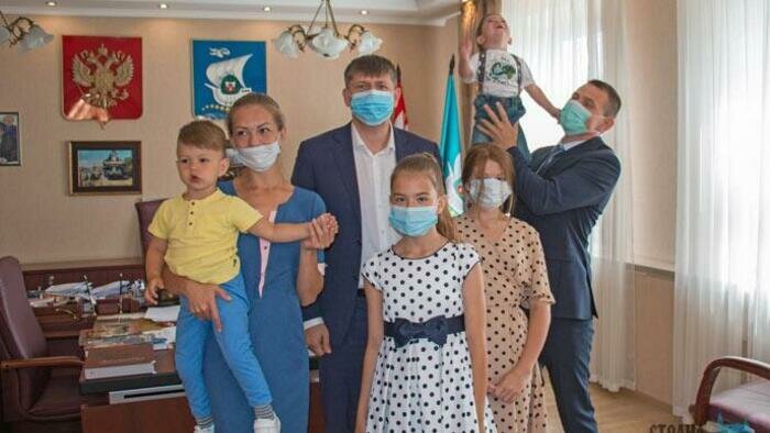 Четверо детей и собака
