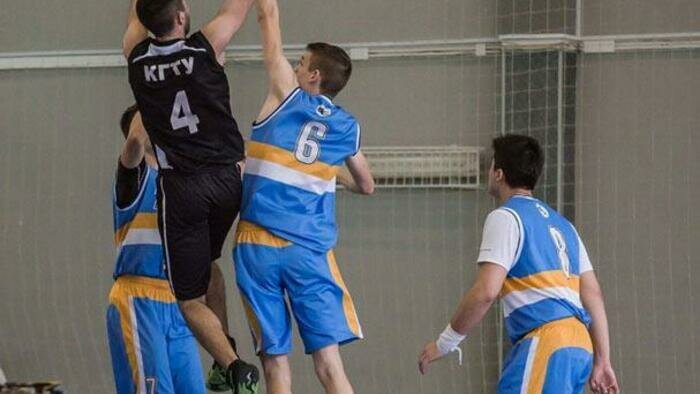 Ждем греков  и итальянцев