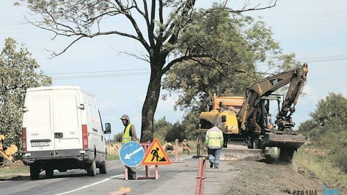 На полесской трассе введено одностороннее движение