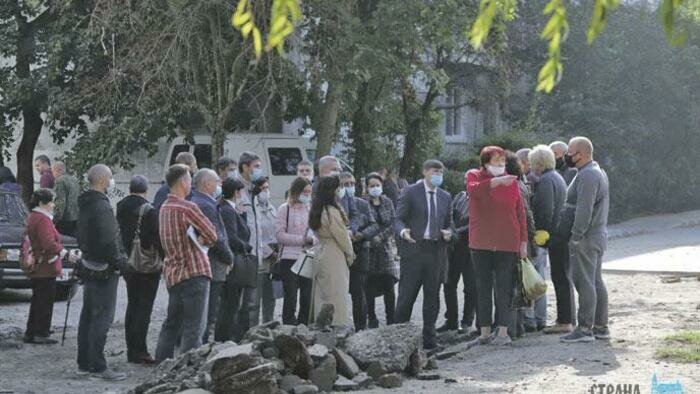 «Из подъезда не могла выйти несколько дней» 