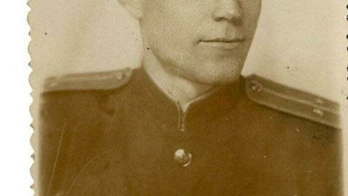 После войны фронтовик учился быть левшой