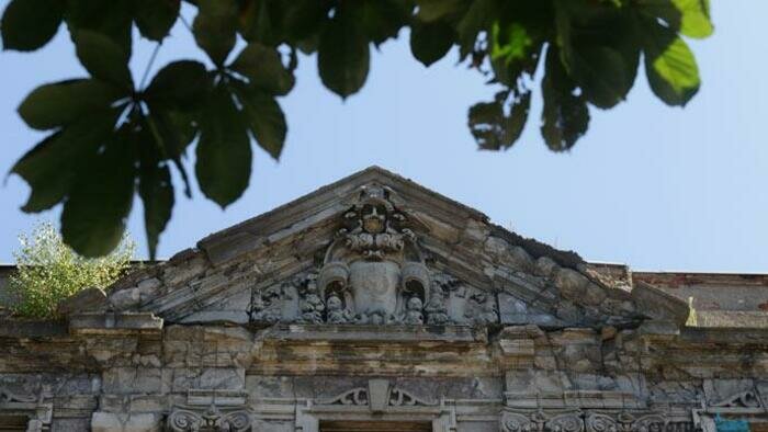 Дом на Тюленина меняет хозяина 