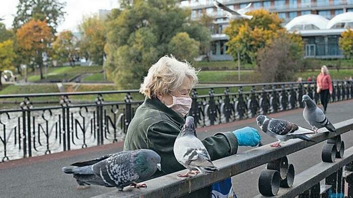 Число больных растет, и запретов становится больше