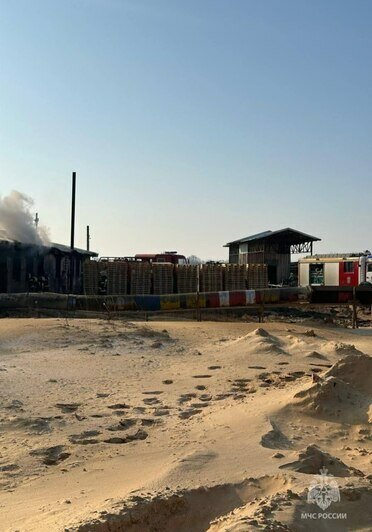 В Краснознаменском районе пожарные спасли цех от огня - Новости Калининграда | Фото: МЧС России