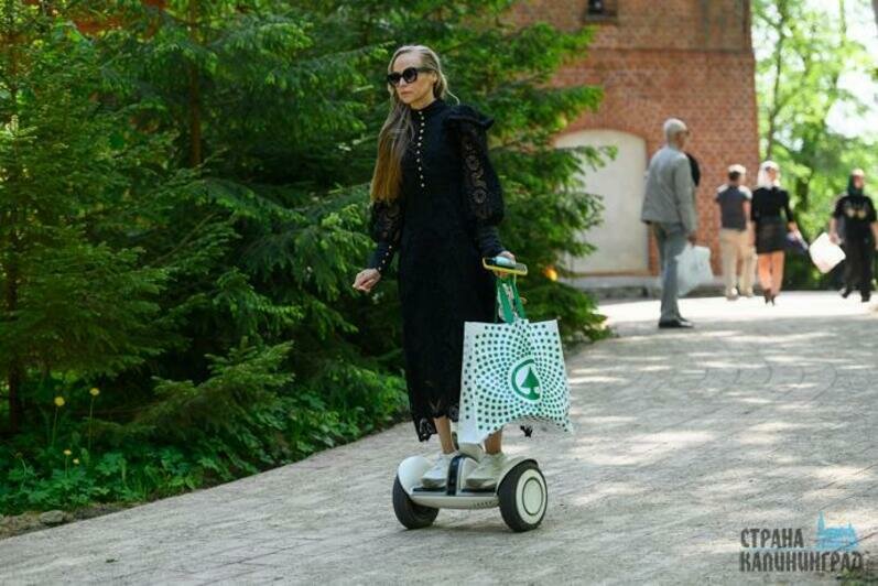 Праздничные службы и освящение снеди прошли по всей области