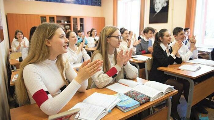Выпускники готовятся к ЕГЭ 