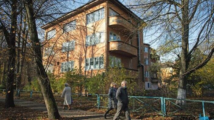 Поликлиники заработают, но потом