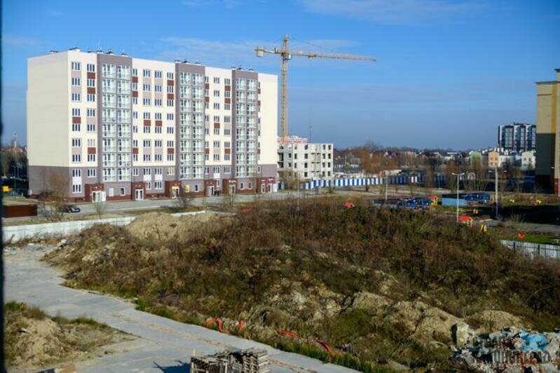 Опасный недострой стал местом игр для подростков 