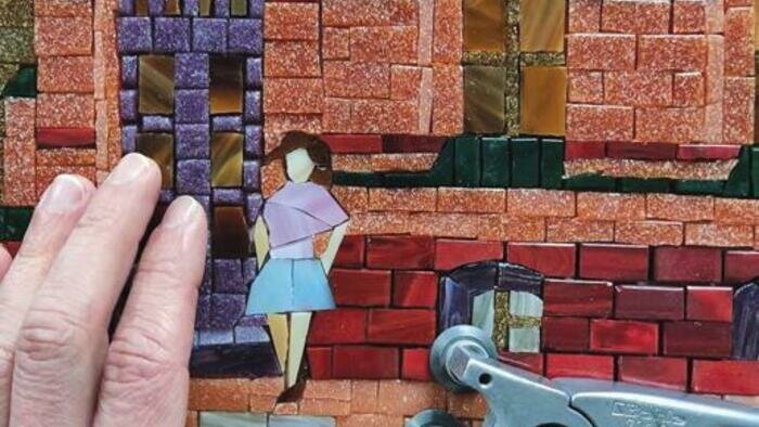 Мозаику придется заменить