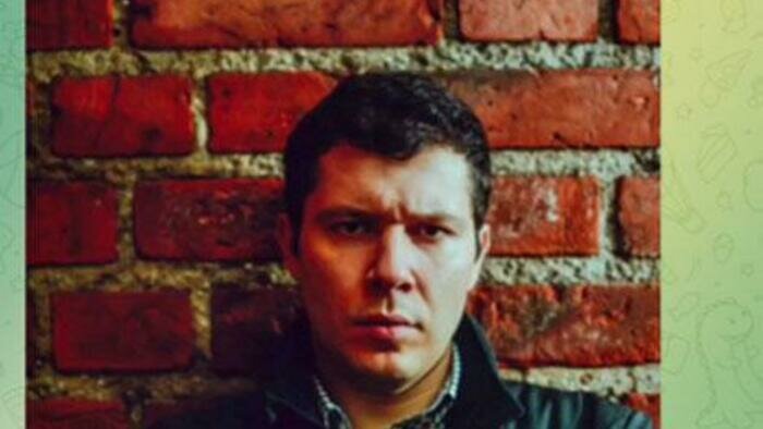 Алиханов ответил песней «Я остаюсь» 