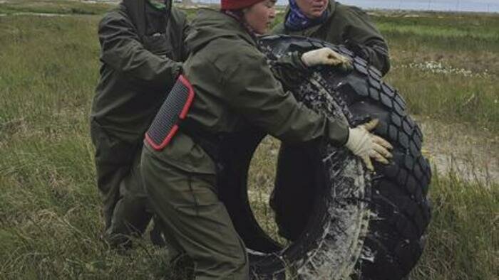 Владелица калининградской сыроварни поехала в Арктику убирать мусор