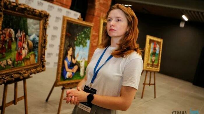 Нейросети нарисовали картины. В БФУ им. И. Канта открылась совместная выставка художника и искусственного интеллекта