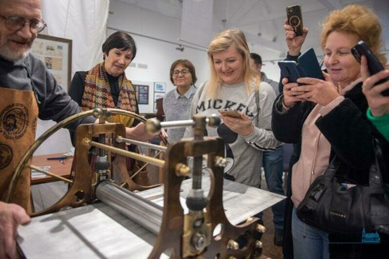 Художник Виктор Кобзев