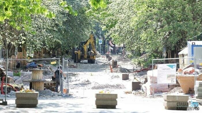 Сквер на Соммера реконструируют до конца года