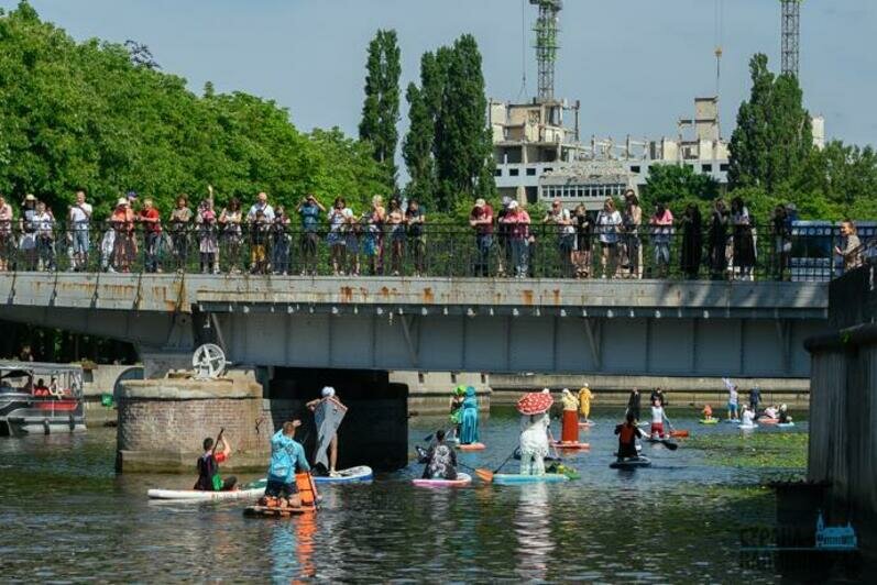 В Калининграде прошел костюмированный фестиваль сапбординга
