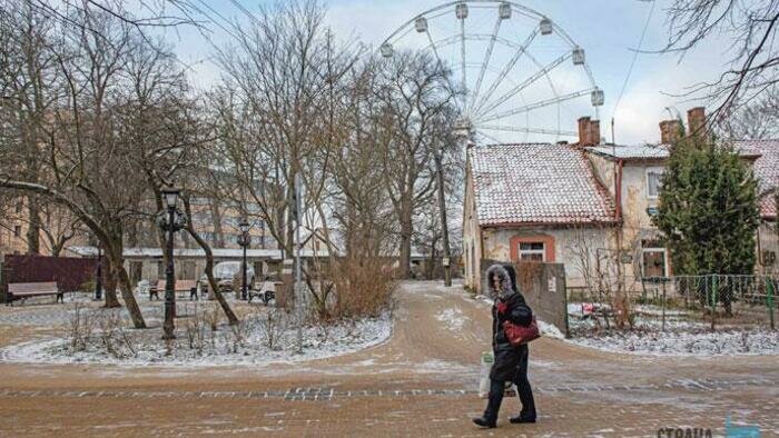 «Ерунда» у «Розы ветров»  и реплика отеля «Дюна»