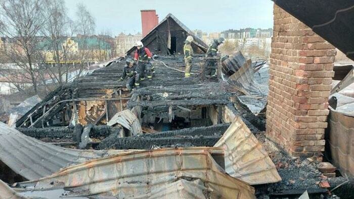 В Калининграде 190 человек из-за пожара в немецком доме остались без жилья    