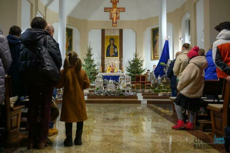 Калининградские католики встретили Рождество (фоторепортаж)