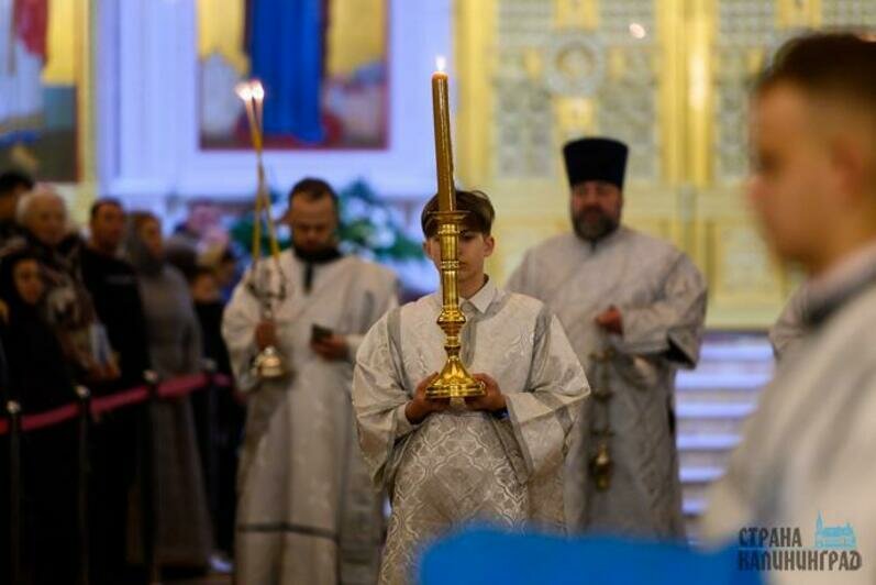 В калининградских храмах прошли ночные рождественские богослужения