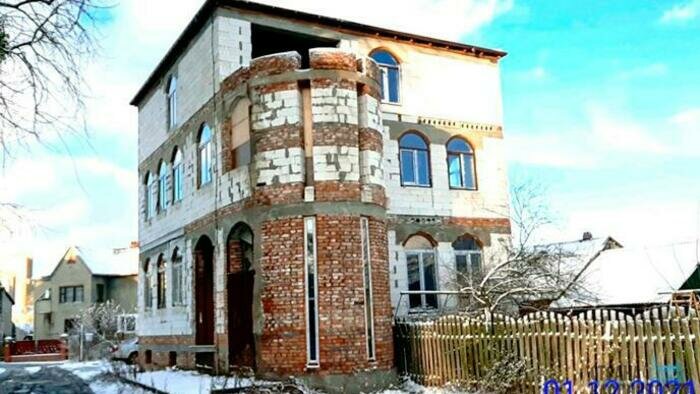 Мэрия Калининграда начала наказывать владельцев самостроя