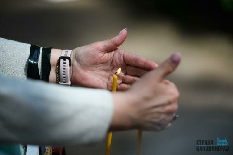 Праздничные службы и освящение снеди прошли по всей области