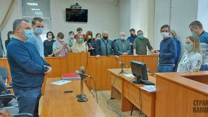 По делу обожженного до смерти в отделении полиции мужчины вынесен приговор