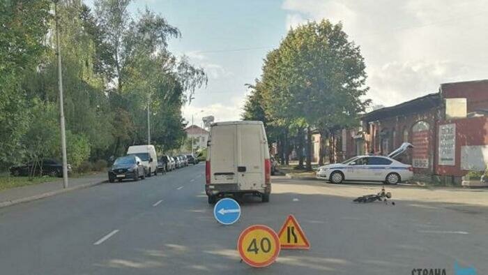 Четыре ребенка вылетели под колеса автомобиля 