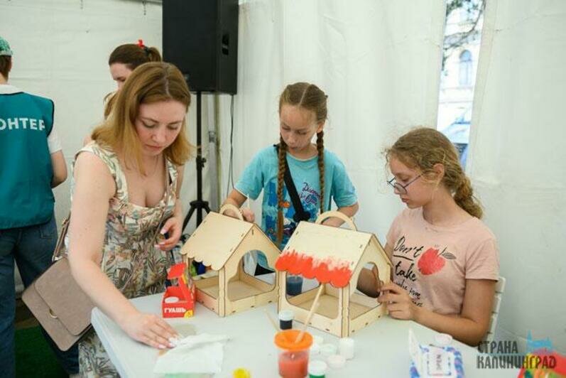 Юные калининградцы и гости города попробовали себя в творческих профессиях 
