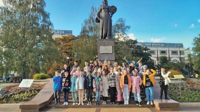 Школьники путешествуют  по области бесплатно